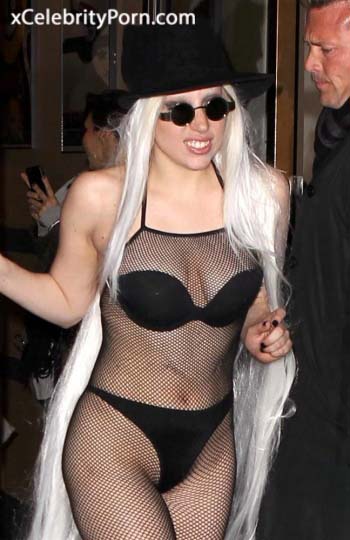 Lady Gaga posando fotos picantes-fotos famosas xxx-cantnates follando-Modelos desnudas-fotos filtradasde Lady Gaga porno (6)