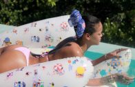 Rihanna xxx Fotos de la Famosa de Vacaciones -famosas-desnudas-celebrity-porn-descuidos-destapes-detras-de-camaras (7)