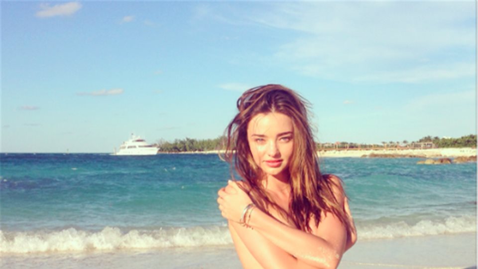 Miranda Kerr Fotos xxx - famosas follando - modelos xxx - cantantes follando - celebrity porno (1)